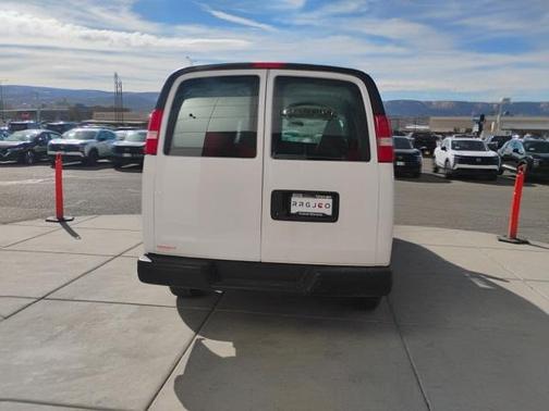 2021 Chevrolet Express 2500 Work Van