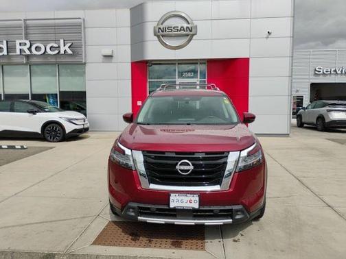 Scarlet Ember 2023 Nissan Pathfinder SL