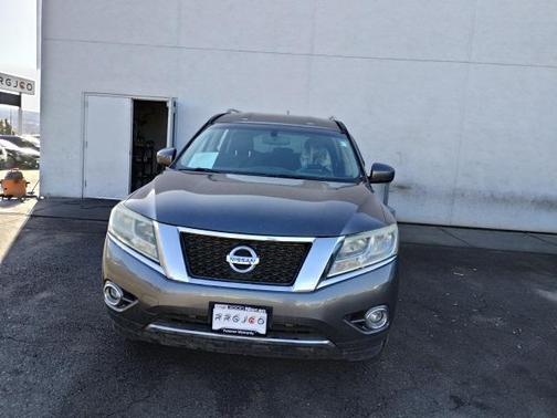 2015 Nissan Pathfinder SV