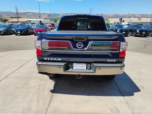 2018 Nissan Titan Platinum Reserve