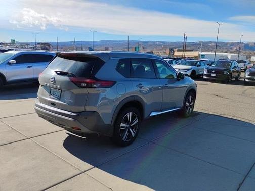 2021 Nissan Rogue SL