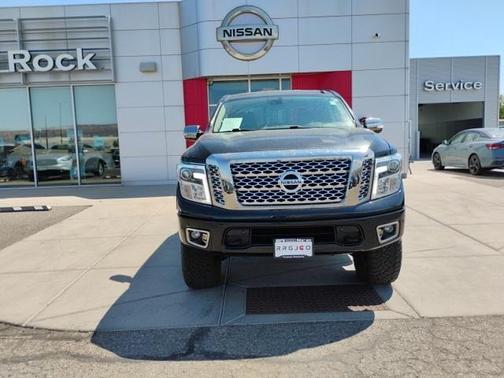 2017 Nissan Titan Platinum Reserve