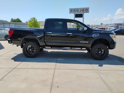 2017 Nissan Titan Platinum Reserve