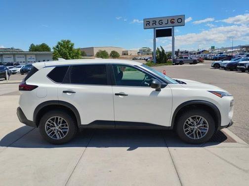 Glacier White 2021 Nissan Rogue S