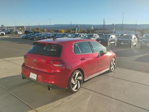 2023 Volkswagen Golf GTI 2.0T SE