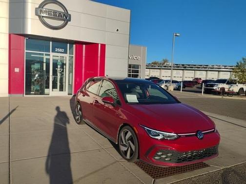 2023 Volkswagen Golf GTI 2.0T SE