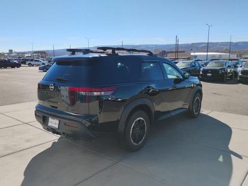 2023 Nissan Pathfinder Rock Creek