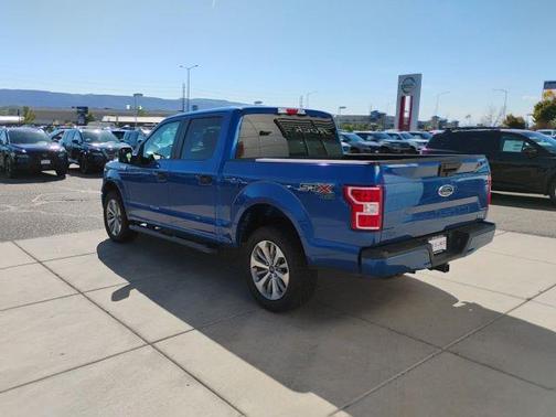 Lightning Blue 2018 Ford F-150 XL