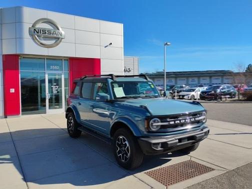 2023 Ford Bronco Outer Banks