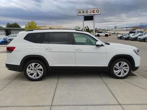 2023 Volkswagen Atlas 3.6L SE w/Technology