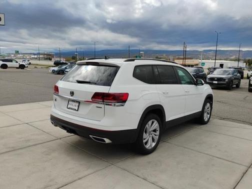 2023 Volkswagen Atlas 3.6L SE w/Technology