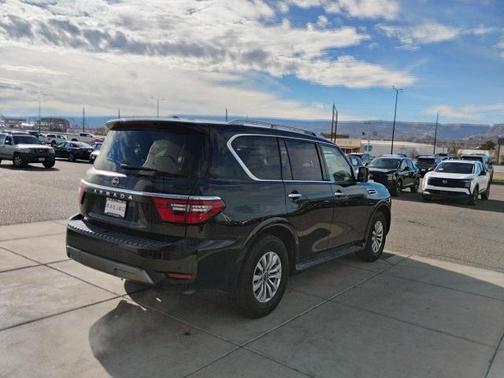 2024 Nissan Armada SV