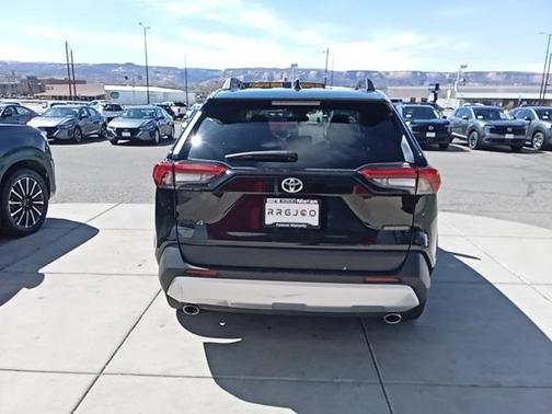 2023 Toyota RAV4 Adventure