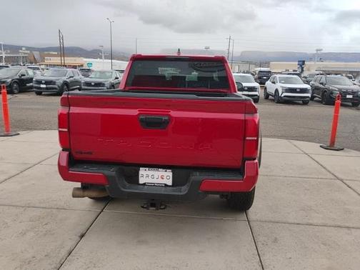 2024 Toyota Tacoma TRD Off Road