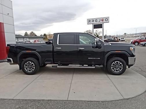 2022 GMC Sierra 2500 SLT