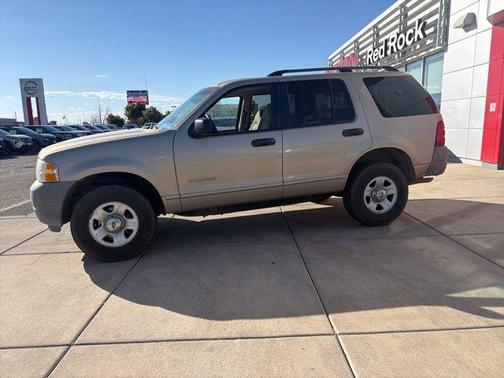 2002 Ford Explorer XLS