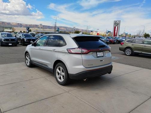 2018 Ford Edge SE