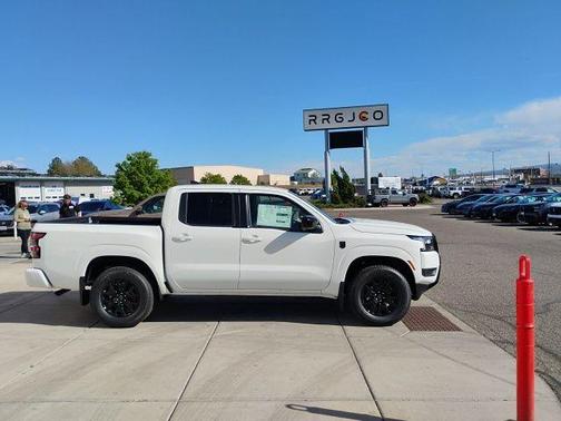 Glacier White 2026 Nissan Frontier SV