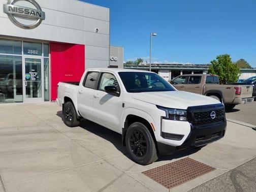 Glacier White 2026 Nissan Frontier SV