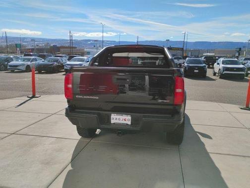 Black 2021 Chevrolet Colorado ZR2