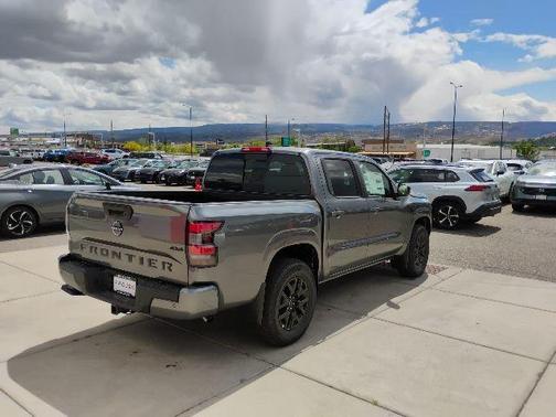 Gun Metallic 2026 Nissan Frontier SV