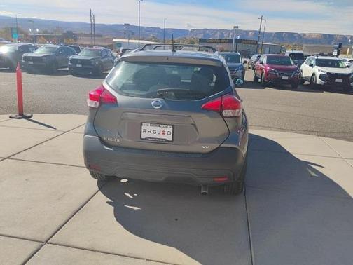 2019 Nissan Kicks SV