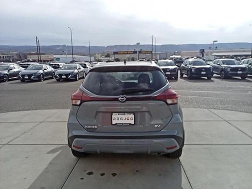 2024 Nissan Kicks SV