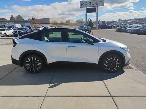 2026 Nissan Leaf PLAT+