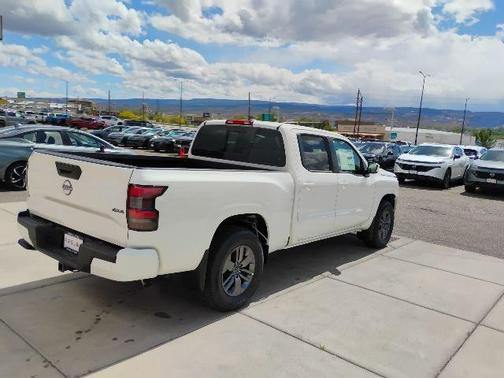 Glacier White 2026 Nissan Frontier SV