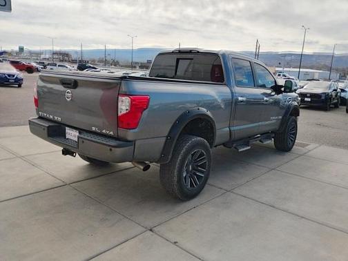 2018 Nissan Titan XD SL