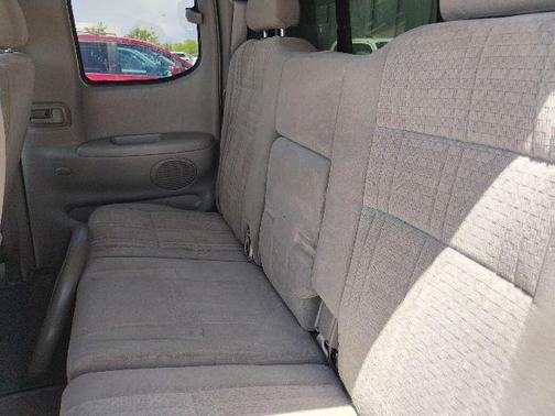 Silver 2004 Toyota Tundra SR5