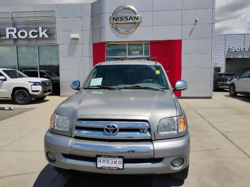 Silver 2004 Toyota Tundra SR5