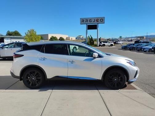 2022 Nissan Murano SL