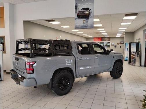 Boulder Gray Metallic 2026 Nissan Frontier SV