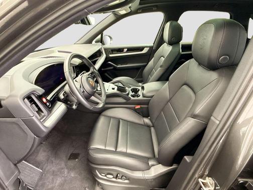 2025 Porsche Cayenne Cayenne