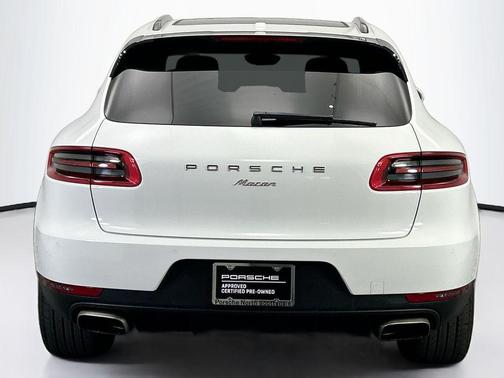 2018 Porsche Macan Sport Edition