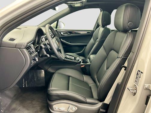 2026 Porsche Macan GTS