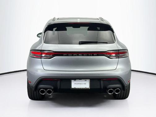 2026 Porsche Macan 