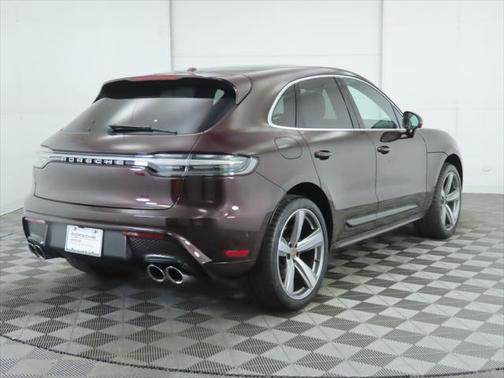 2023 Porsche Macan Base