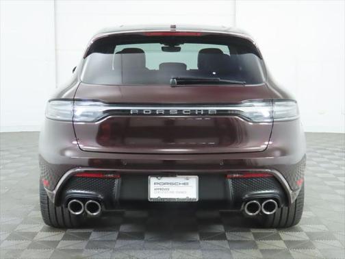 2023 Porsche Macan Base