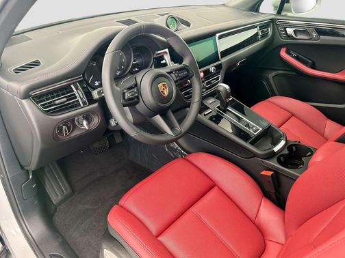 Chalk 2026 Porsche Macan Macan