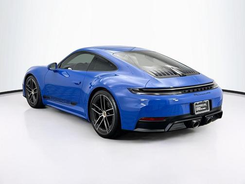 2025 Porsche 911 Carrera GTS