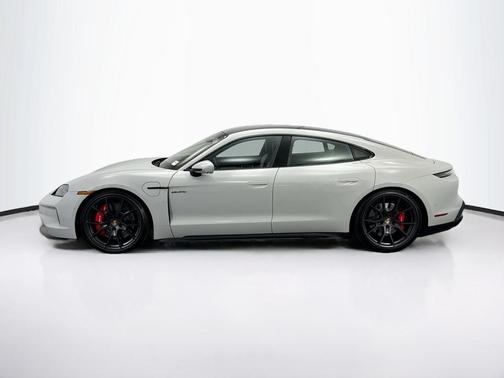 2026 Porsche Taycan GTS