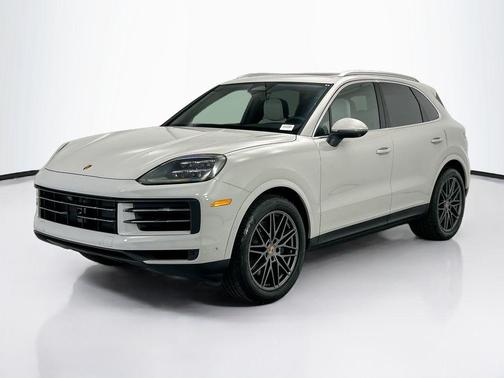Chalk 2026 Porsche Cayenne Cayenne