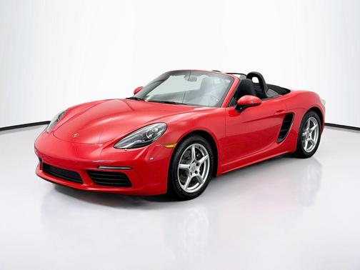 2022 Porsche 718 Boxster T