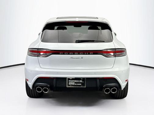2025 Porsche Macan S