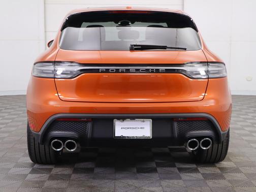 2025 Porsche Macan