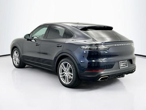 2022 Porsche Cayenne Cayenne