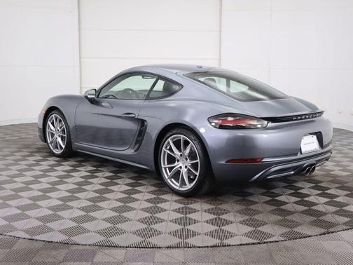 2025 Porsche 718 Cayman 