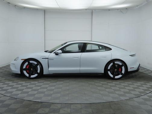 2025 Porsche Taycan GTS